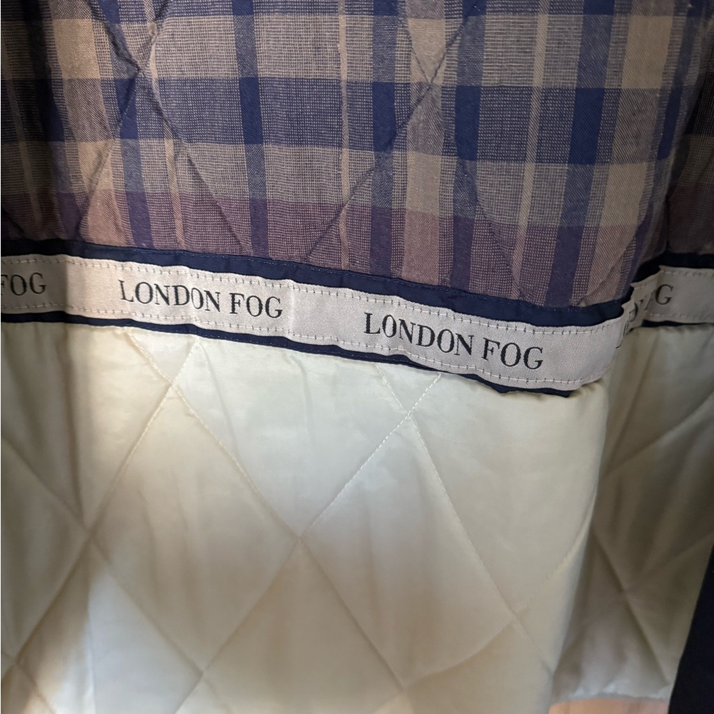 London Fog Men's Beige and Navy Jacket - Picture 6 of 6